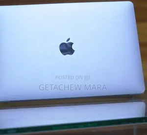 New Laptop Apple MacBook Pro M1 8GB Intel Core I9 SSD 256GB