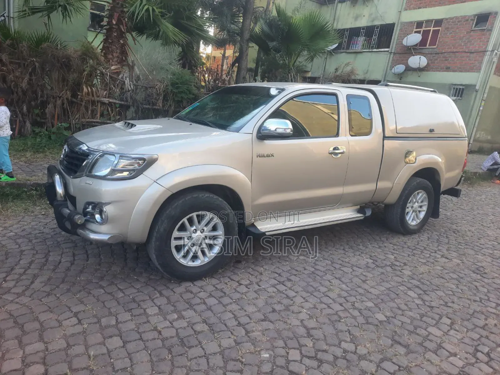 Toyota Hilux SR 4x4 2015 Blue