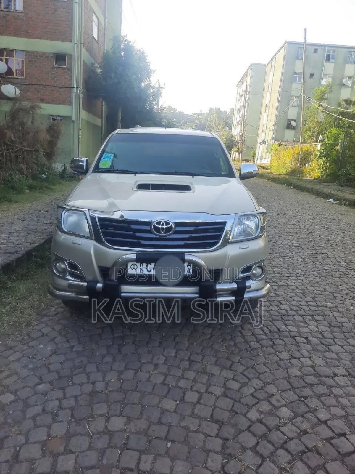 Toyota Hilux SR 4x4 2015 Blue
