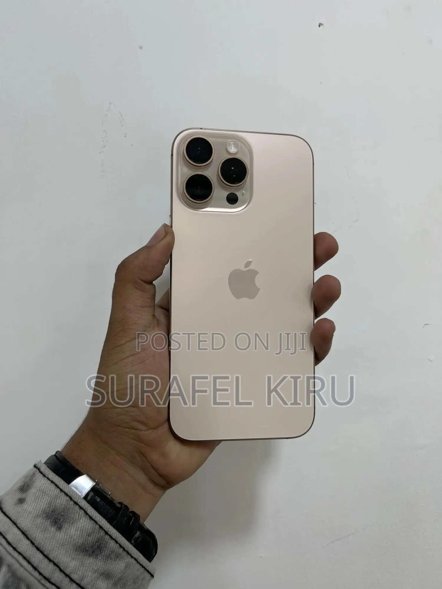 New Apple iPhone 16 Pro Max 256 GB Gold