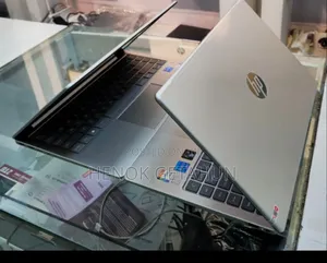 New Laptop HP Stream Notebook 16GB Intel Core I5 SSD 1T