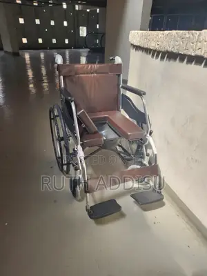 Wheelchair癲馬wheelchair With Popo Commode Wheelchair廢棄wheelchair New