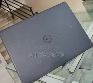 New Laptop Dell Vostro 14 3000 8GB Intel Core I5 SSD 256GB