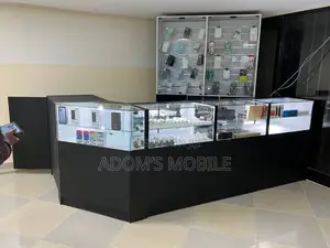 Photo - Shop Display Unique