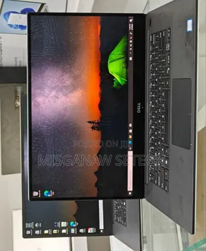 Photo - New Laptop Dell XPS 15 16GB Intel Core I7 SSD 512GB