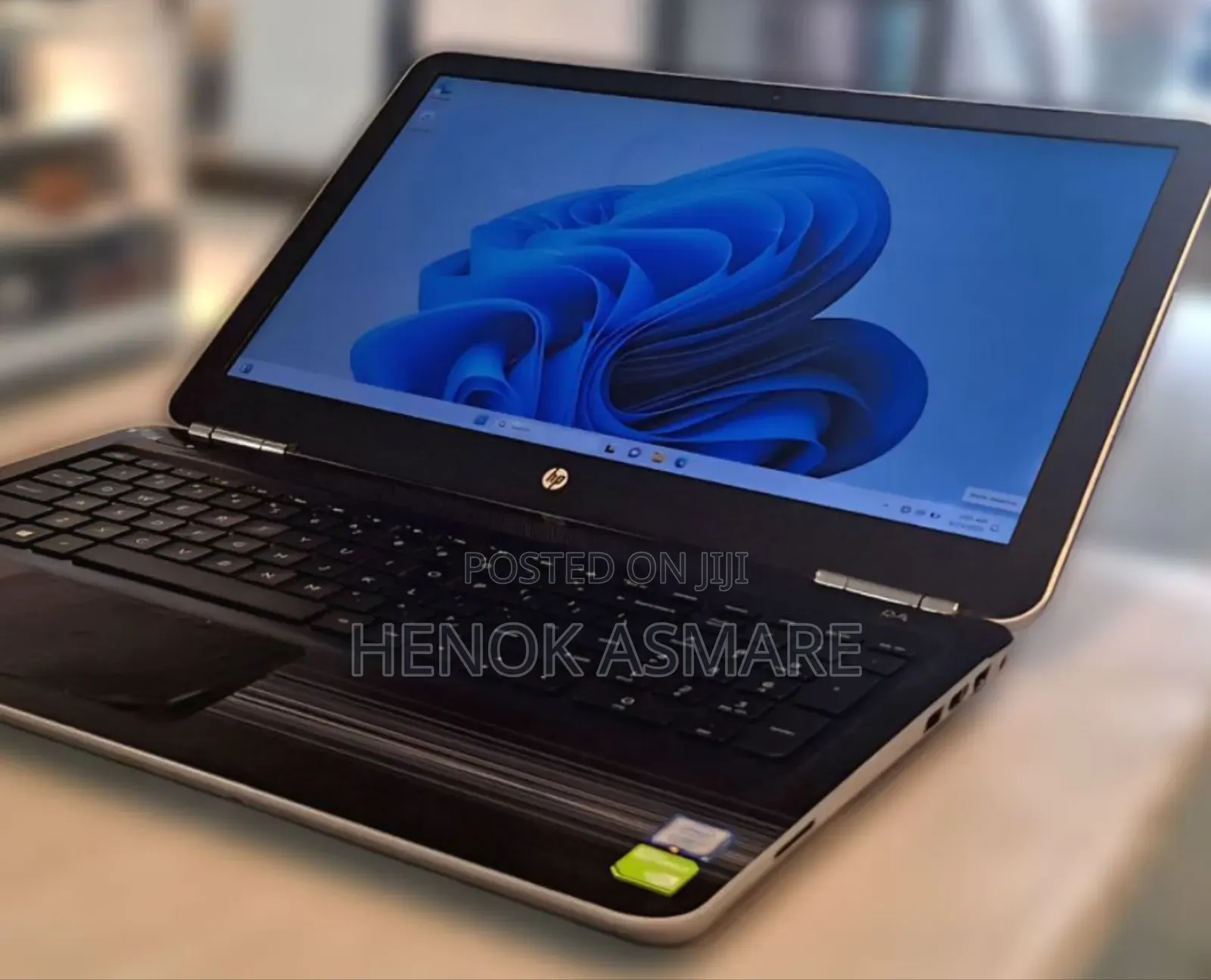 New Laptop HP Pavilion 15 8GB Intel Core I7 SSD 256GB