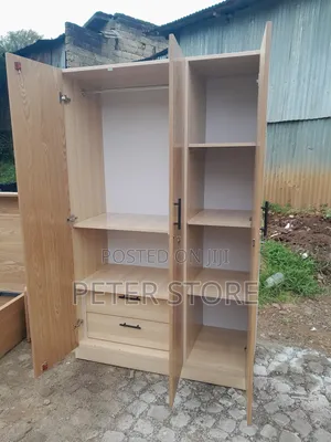 በሩ በሆክ የሆነ 1.20cm ቁምሳጥን