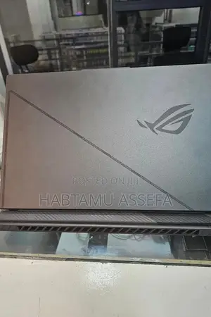 New Laptop Asus ROG Strix G15 16GB Intel Core i9 SSD 1T