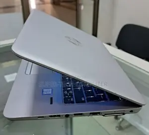 New Laptop HP EliteBook 820 G3 8GB Intel Core I5 SSD 512GB