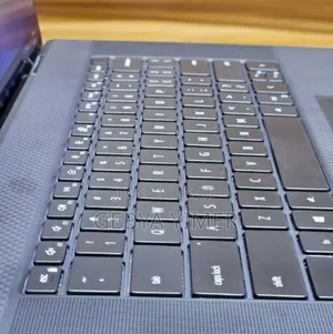 Photo - New Laptop Dell XPS 15 16GB Intel Core I7 SSD 1T