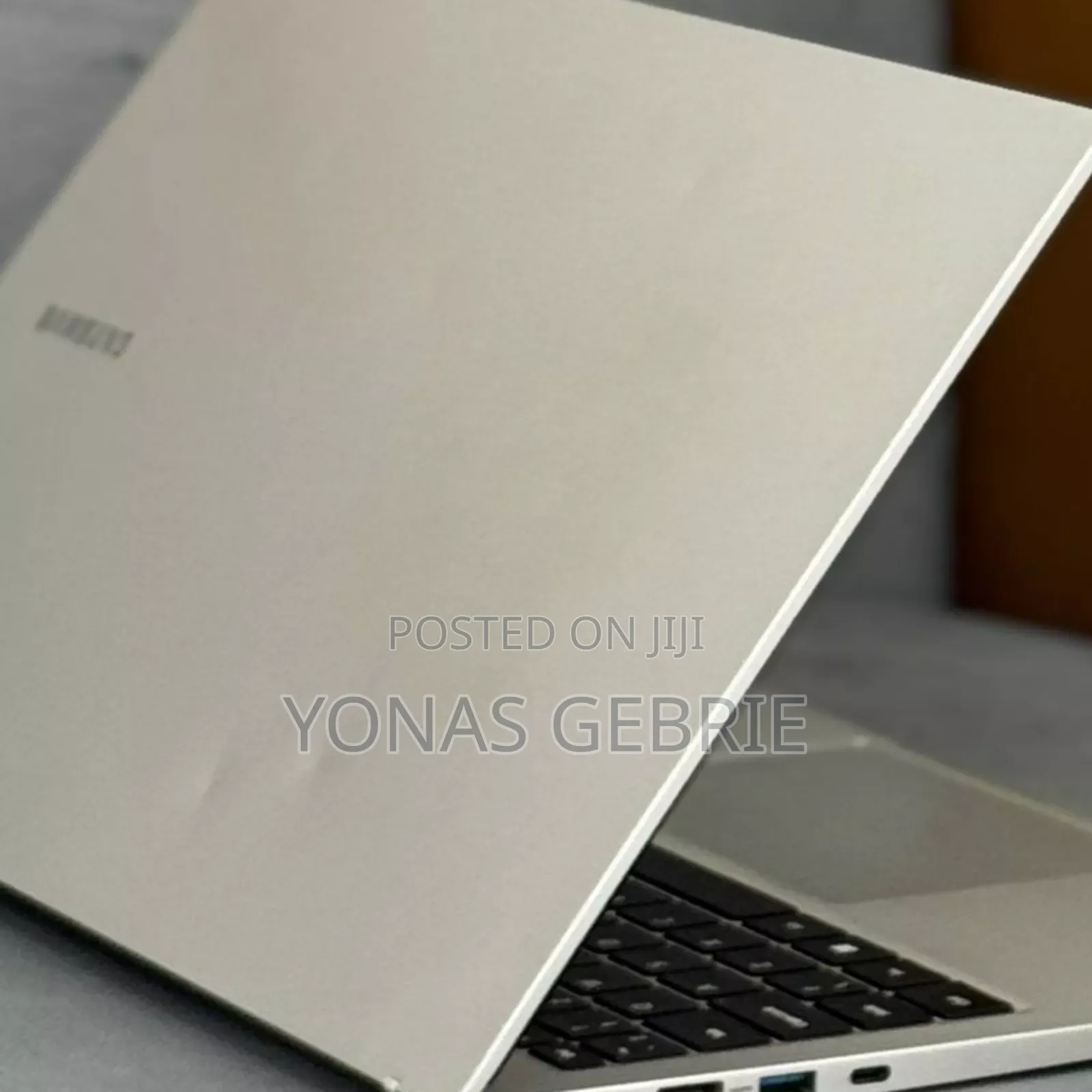 New Laptop Samsung 8GB Intel Core I5 SSD 512GB