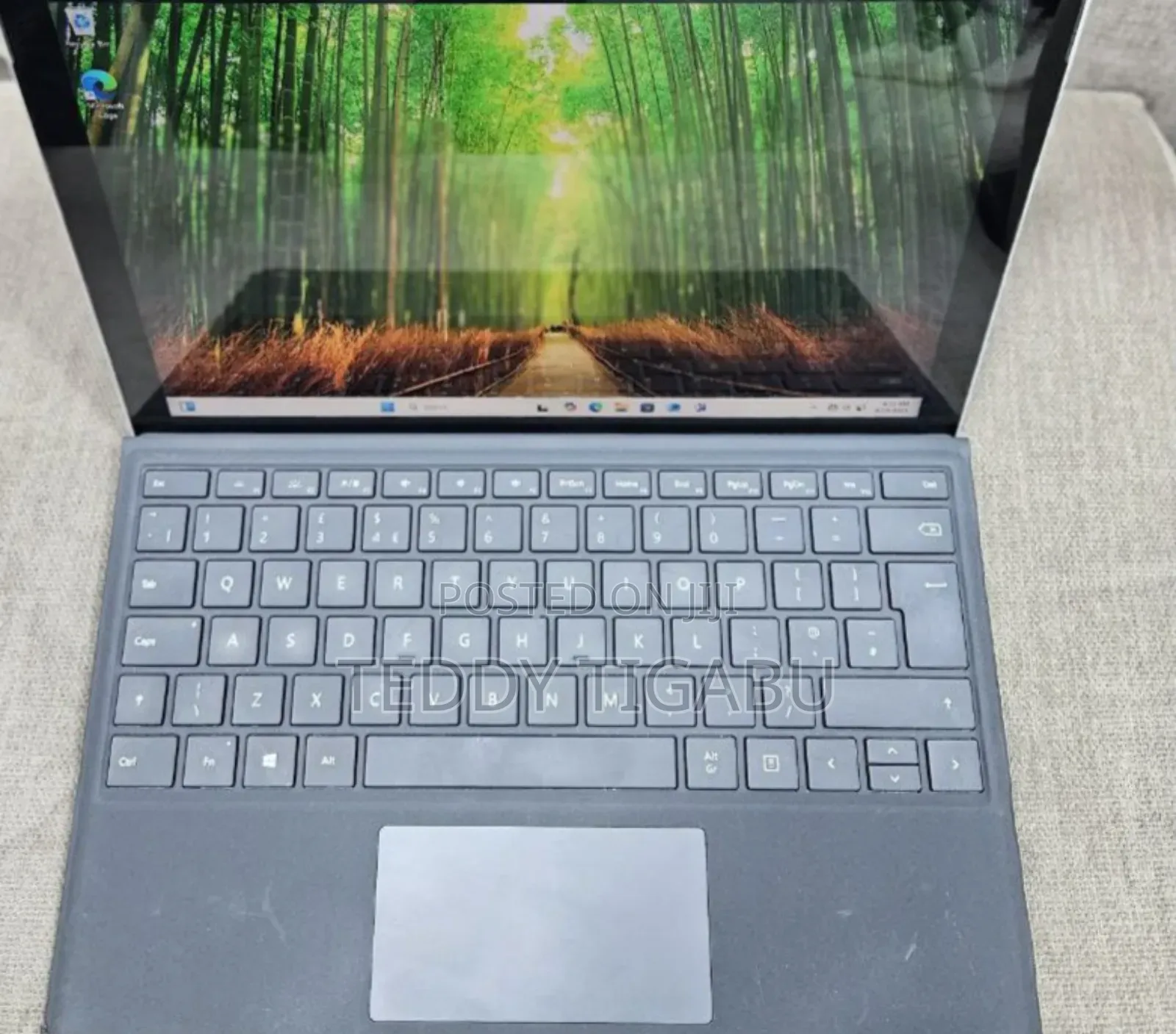 New Laptop Microsoft Surface Pro 7 8GB Intel Core I5 SSD 128GB