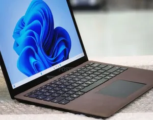 New Laptop Microsoft Surface Pro 7 8GB Intel Core I5 SSD 128GB