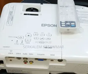 Photo - 1epson Projector Model: Eb-X51 Has: Bag Remote Model