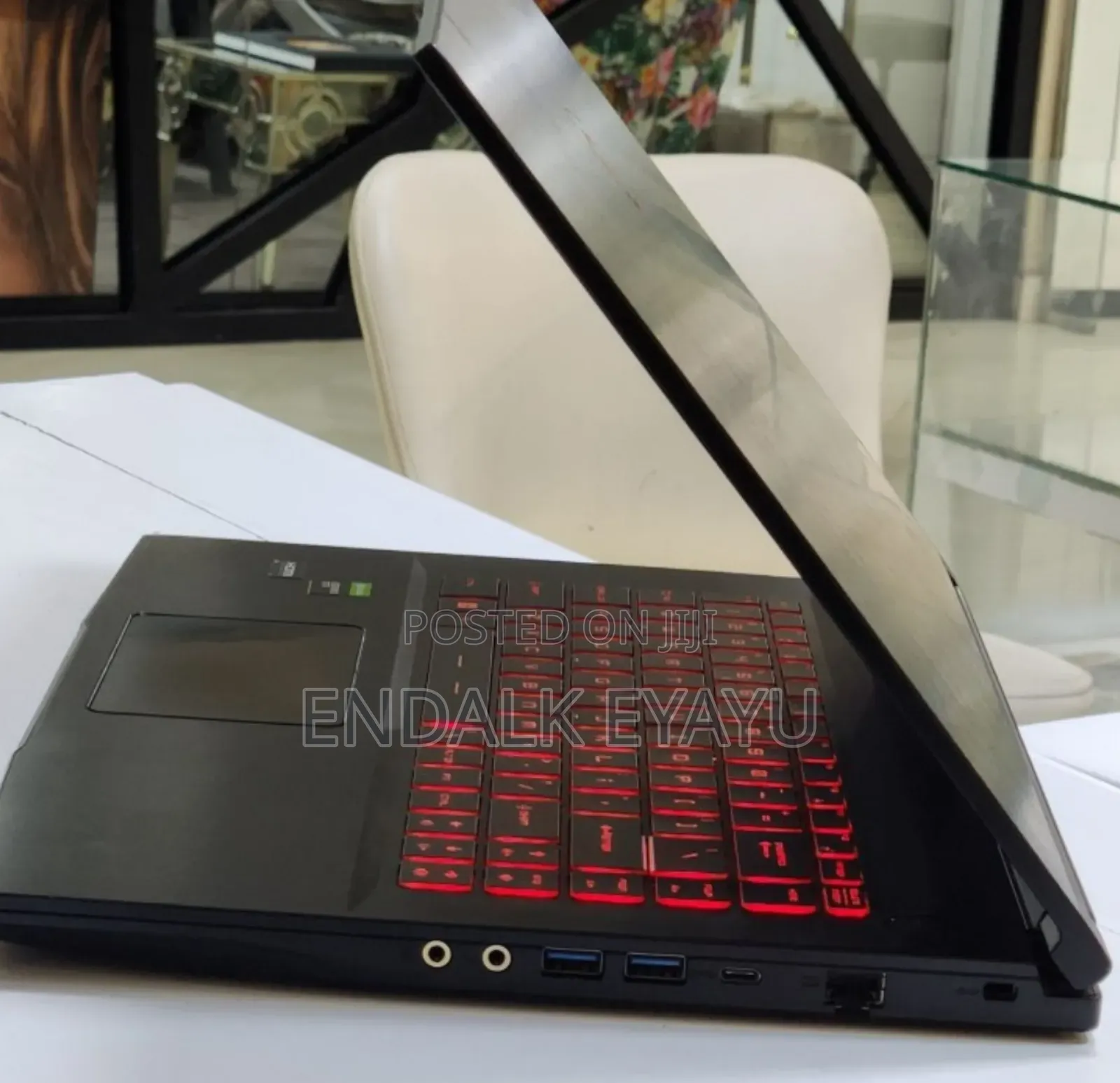 New Laptop MSI GF63 12GB Intel Core I5 SSD 512GB