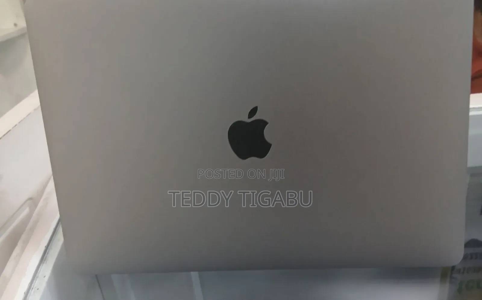 New Laptop Apple MacBook Pro 2017 16GB Intel Core I7 SSD 1T