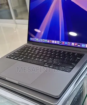 New Laptop Apple MacBook Pro M1 16GB Apple M1 SSD 1T