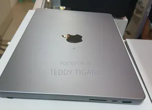 New Laptop Apple MacBook Air 2025 M4 13-Inch 16GB Apple M4 SSD 256GB