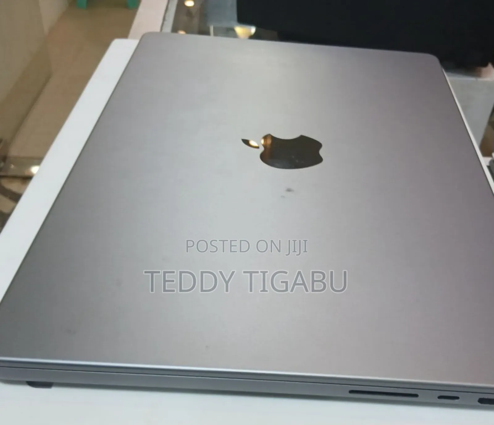 New Laptop Apple MacBook Pro 2019 32GB Intel Core I9 SSD 1T