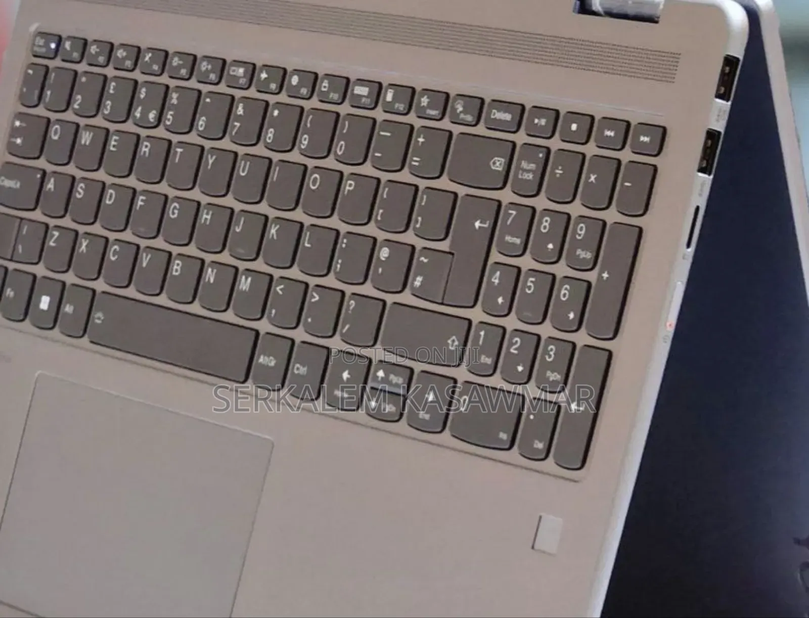 New Laptop Lenovo Yoga 7i 16GB Intel Core I7 SSD 512GB