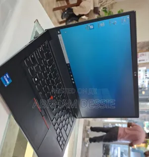 New Laptop Lenovo 16GB Intel Core I7 SSD 256GB