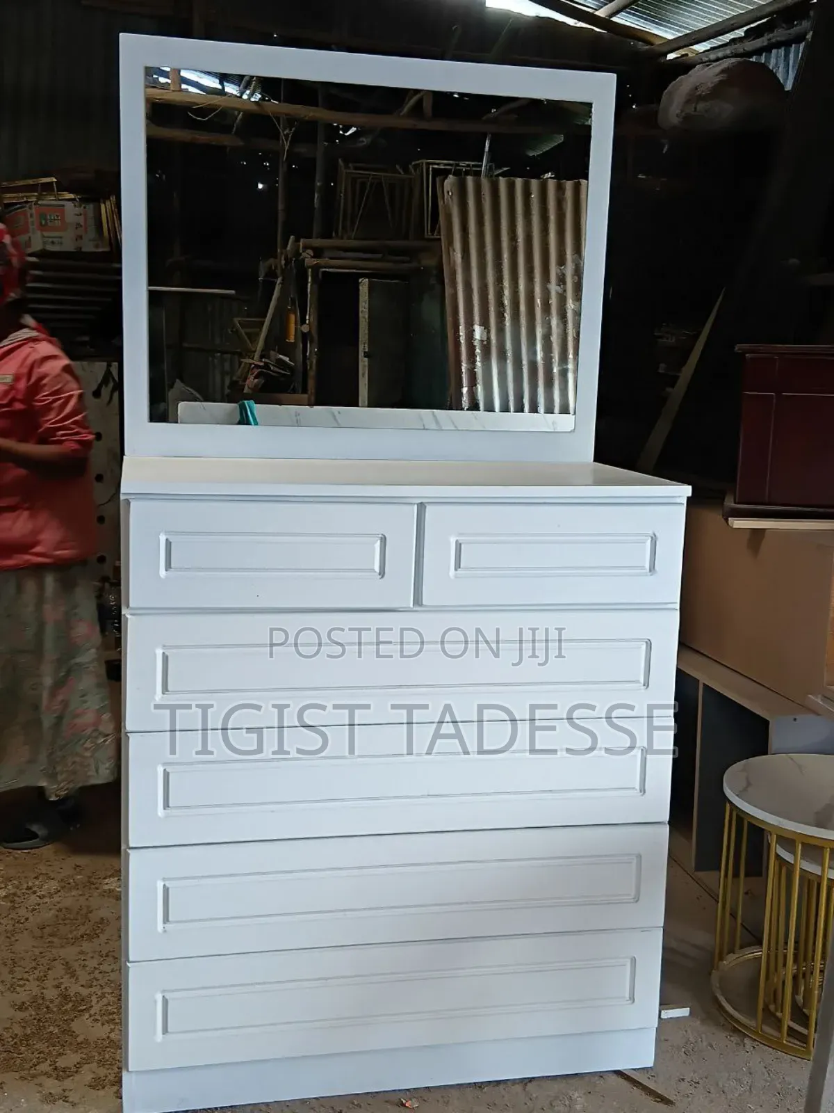 Cheat Drawer With Mirror