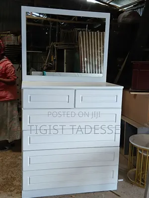 Cheat Drawer With Mirror