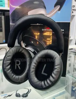 Photo - Bose Quietcomfort Headphones