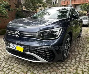 Photo - Volkswagen ID.6 2024 Blue