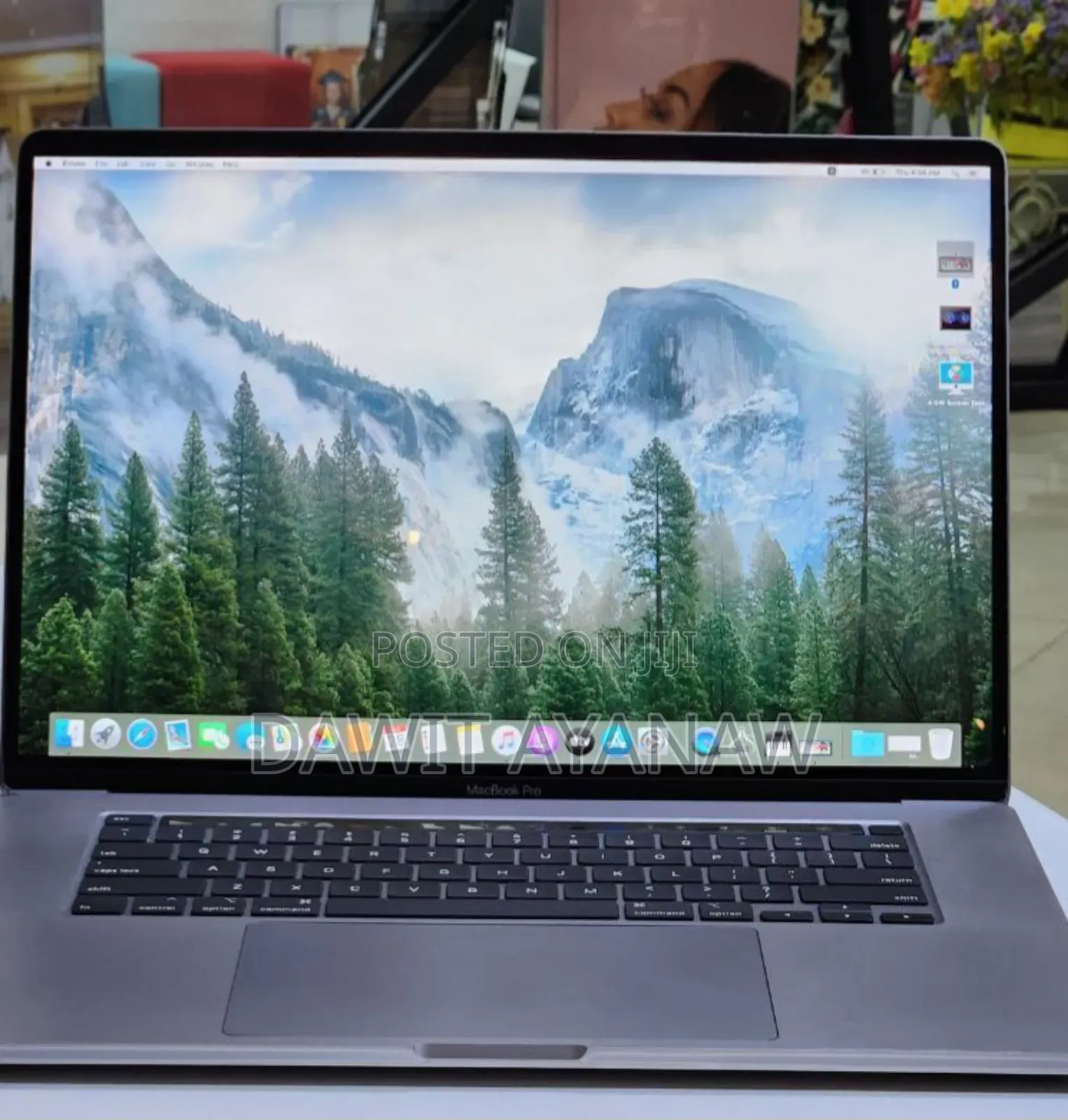 New Laptop Apple MacBook Pro 2019 16GB Intel Core i9 SSD 1T