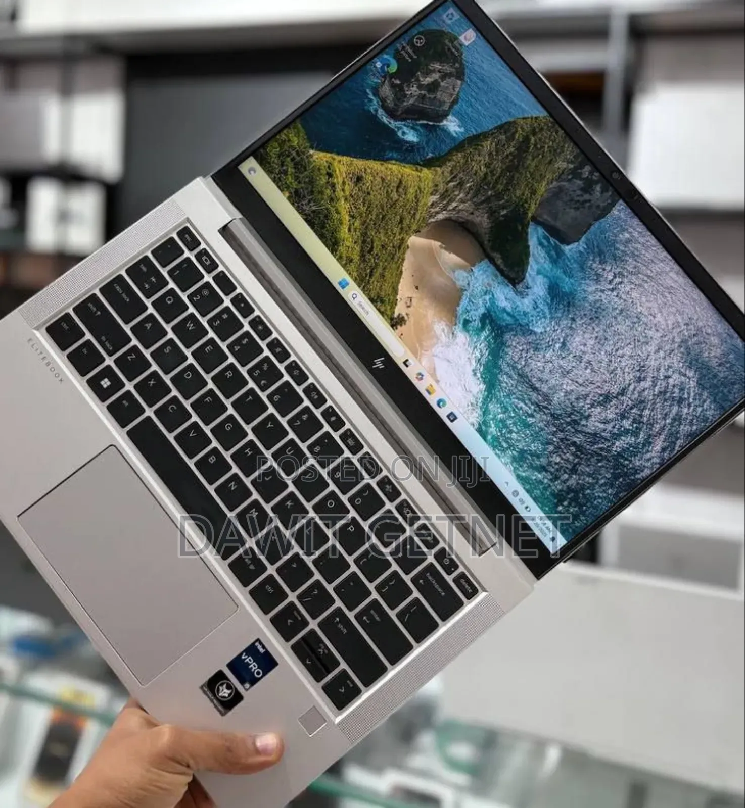 New Laptop HP EliteBook 640 G10 16GB Intel Core i5 SSD 512GB