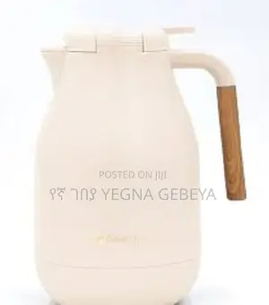 Photo - Feenik 2000ml Vacuum Jug – Large Capacity, Long-Lasting Hot Cold