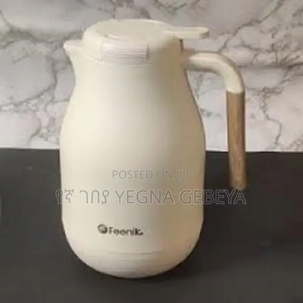 Feenik 2000ml Vacuum Jug – Large Capacity, Long-Lasting Hot Cold