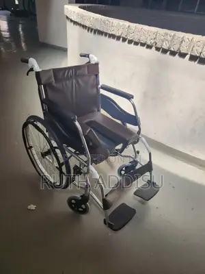 Commode Wheelchair使得toilet Wheelchair瘨了wheelchair With Popo Almunium