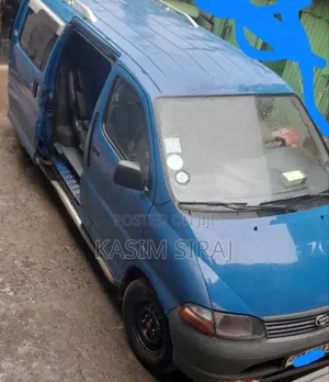 Toyota HiAce 2003 Blue
