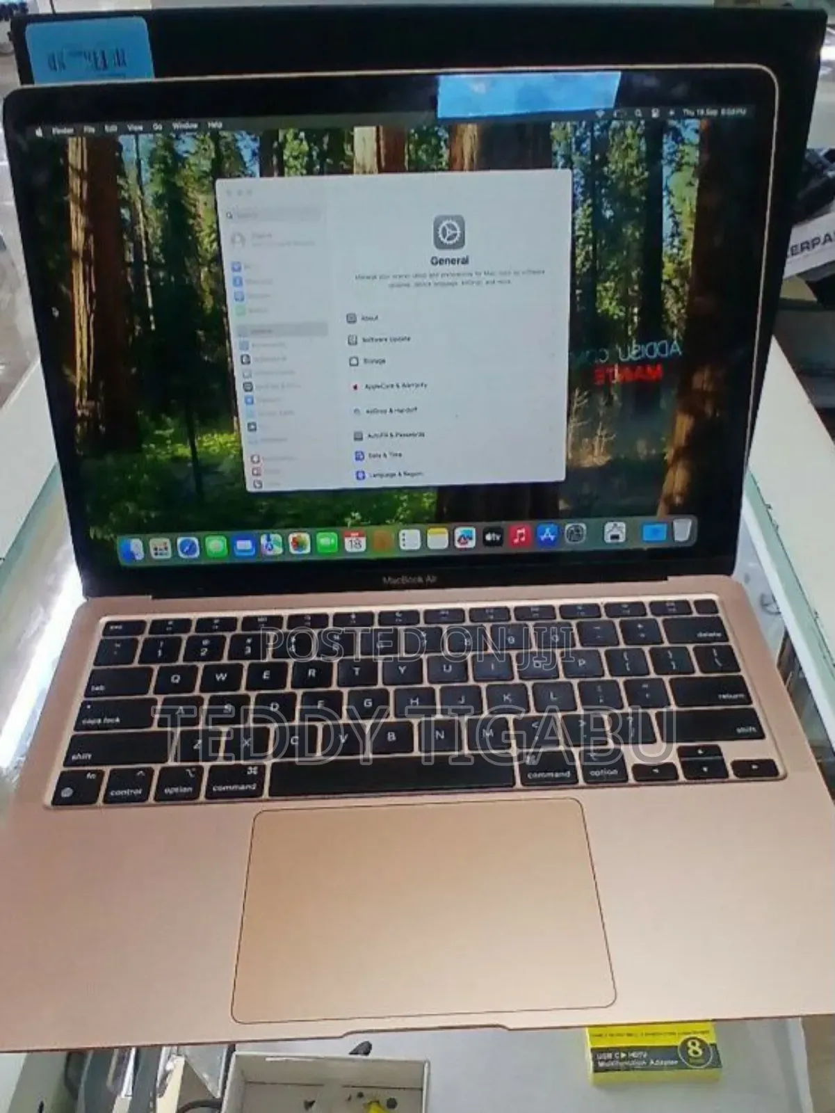 New Laptop Apple MacBook Air 2020 M1 8GB Apple M1 SSD 256GB