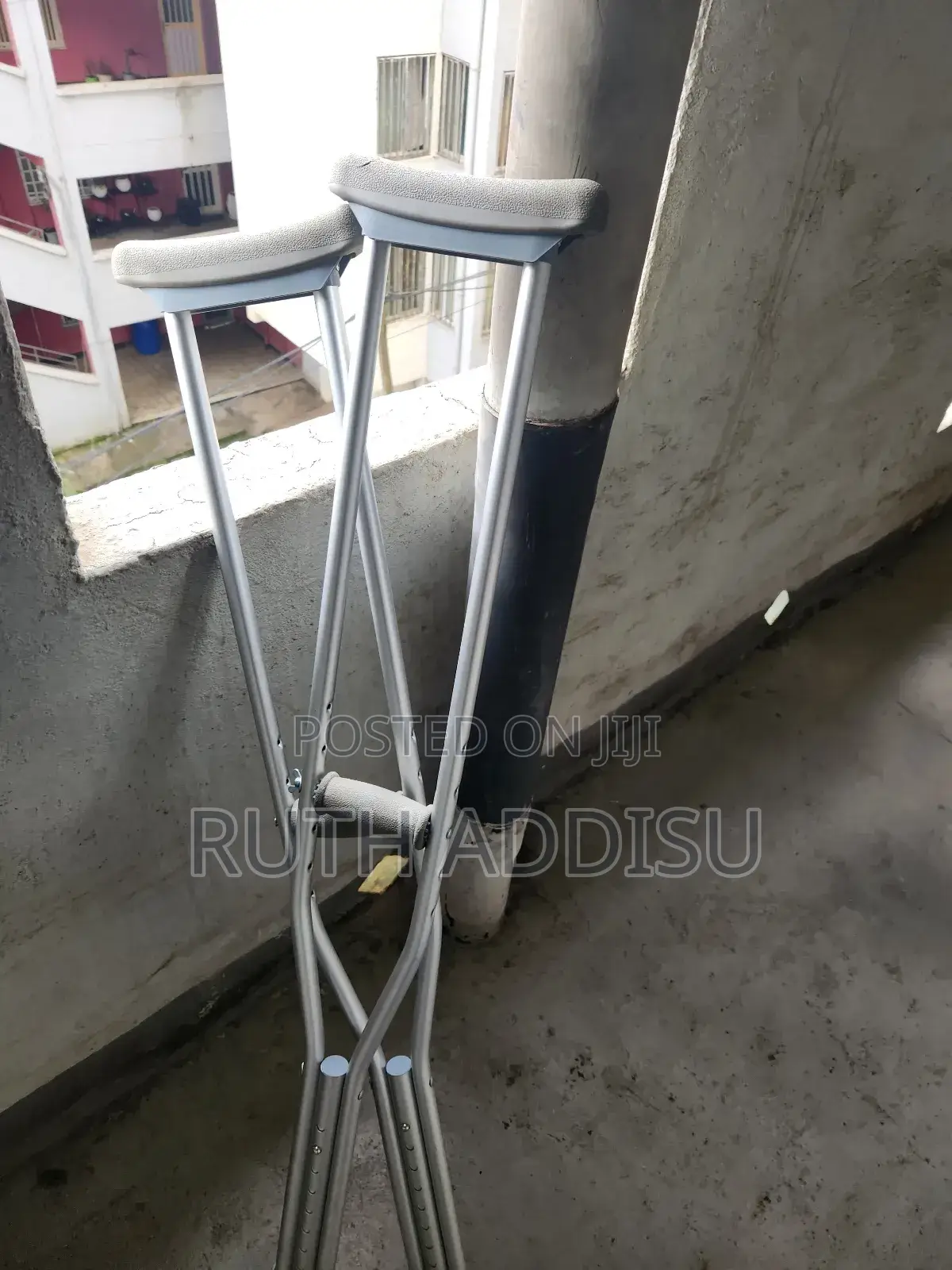 Axillary Crutches宛然medical Crutches网不new Axillary Crutches䐭是crutches