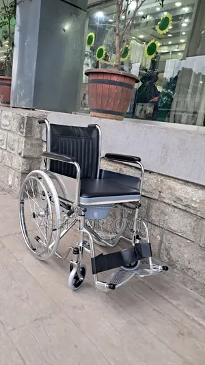 Photo - Toilet Wheelchair 手wheelchair廿wheelchair 山wheelchair 田wheelchair 山whee