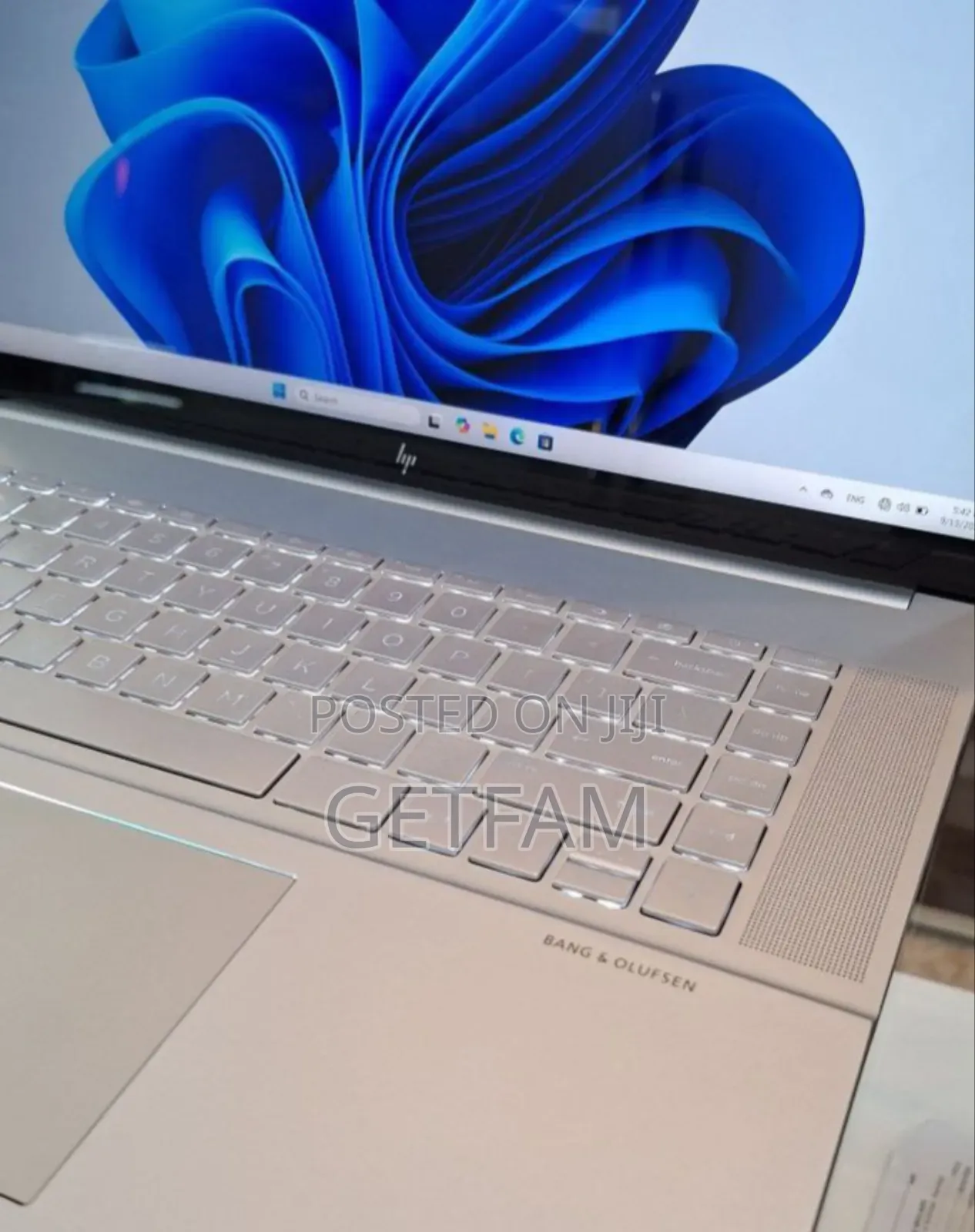 New Laptop HP Envy X360 16GB Intel Core I5 SSD 512GB