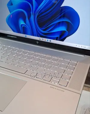 New Laptop HP Envy X360 16GB Intel Core I5 SSD 512GB