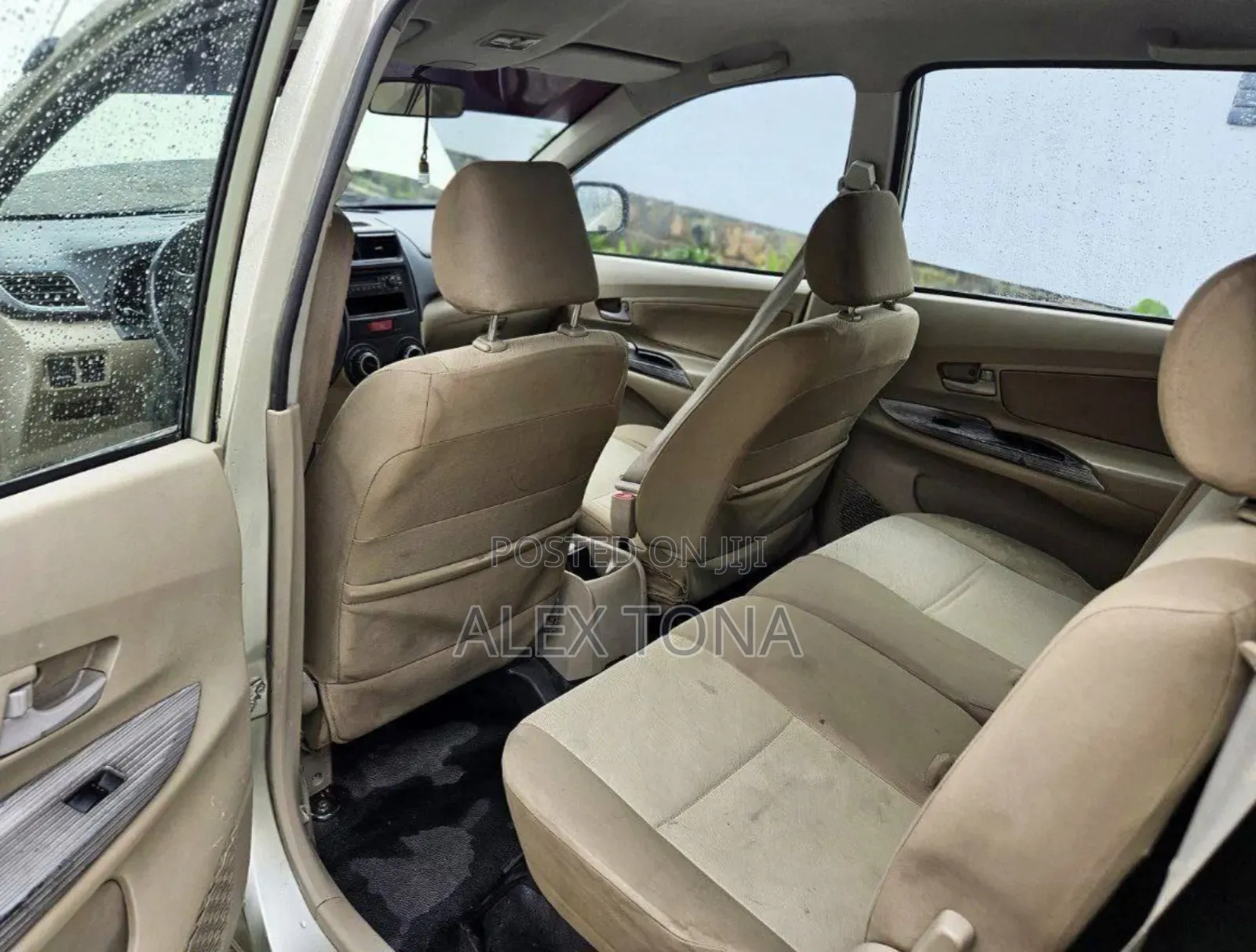 Toyota Avanza 2014 Gold