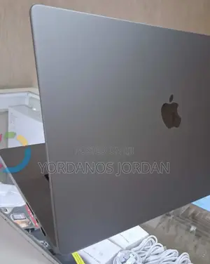 New Laptop Apple MacBook Pro M1 32GB Apple M1 Pro SSD 1T