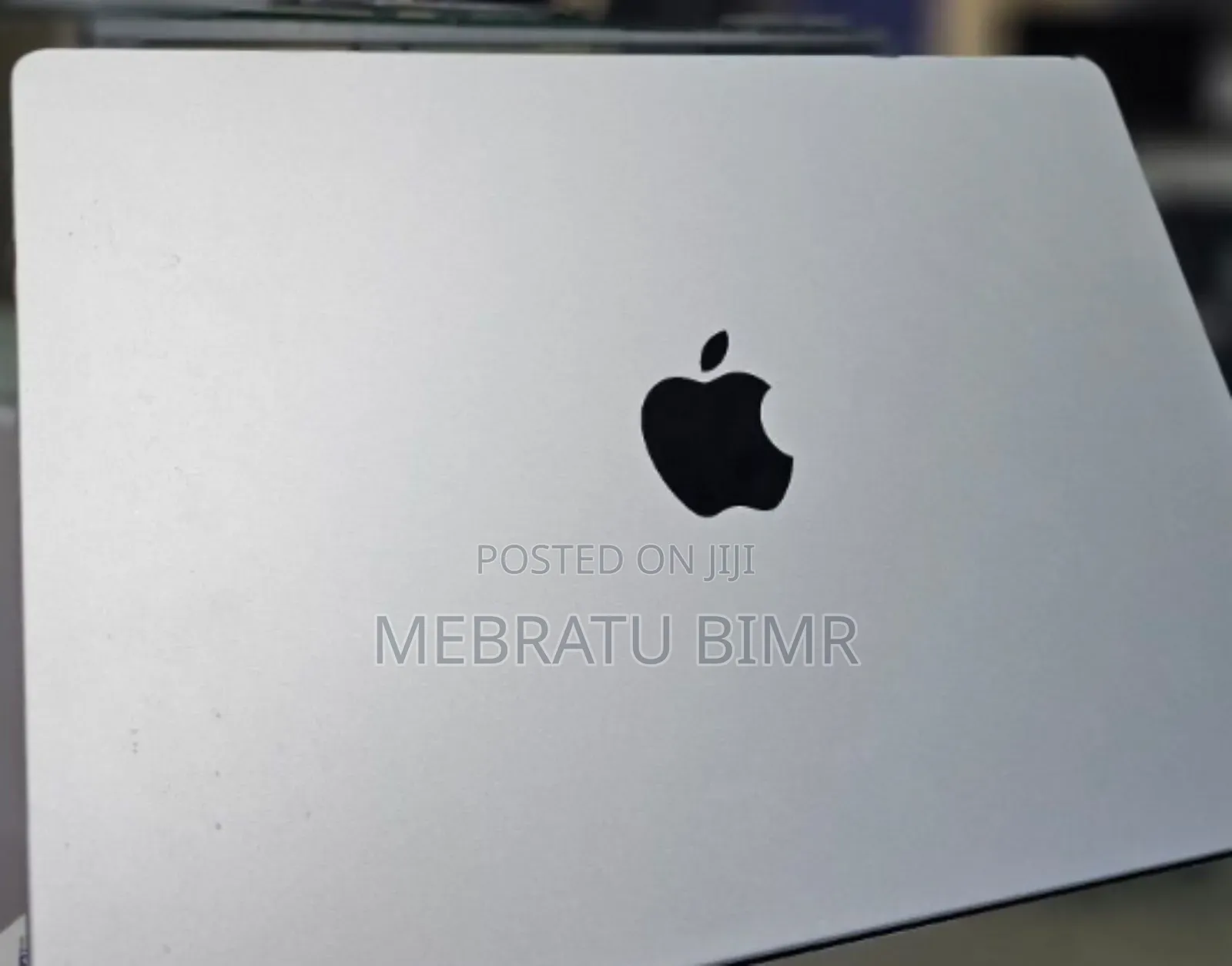 New Laptop Apple MacBook Pro 2023 M3 14-Inch 8GB Apple M3 Pro SSD 512GB