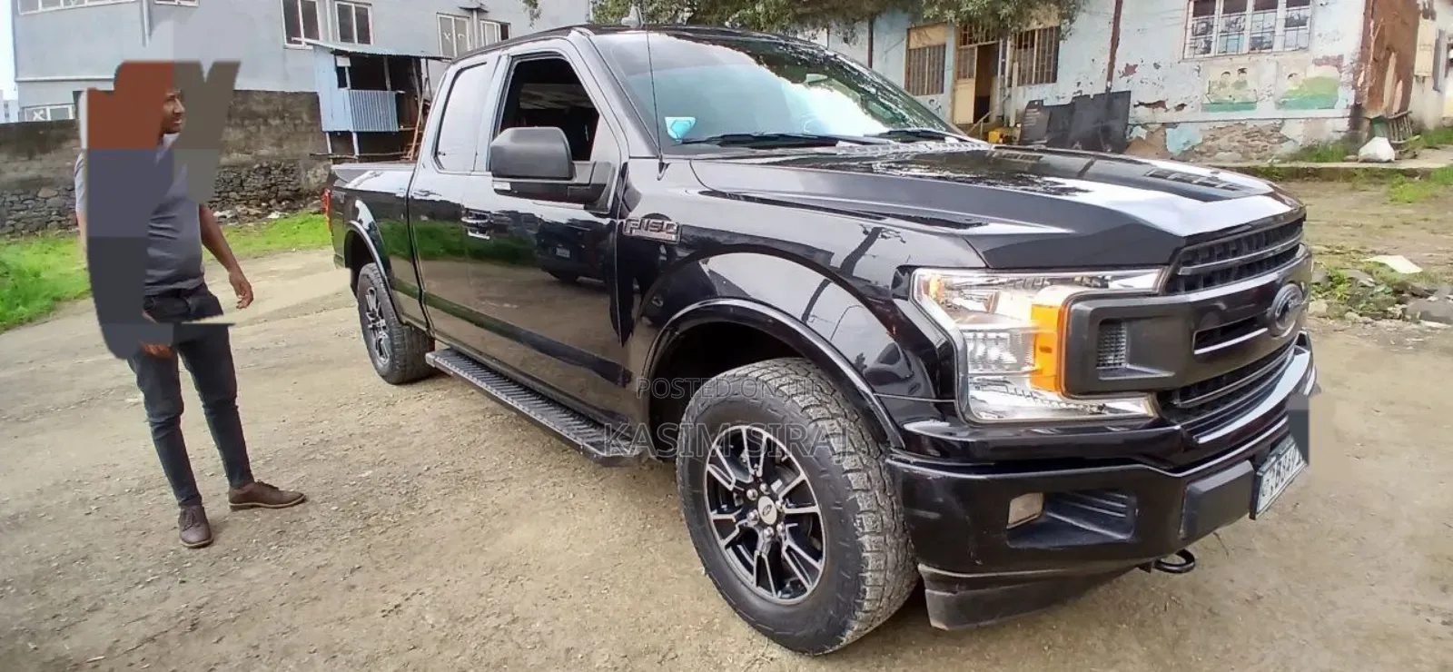 Ford F-150 Lariat 4x2 SuperCab Styleside 6.5 ft. box 145 in. WB 2020