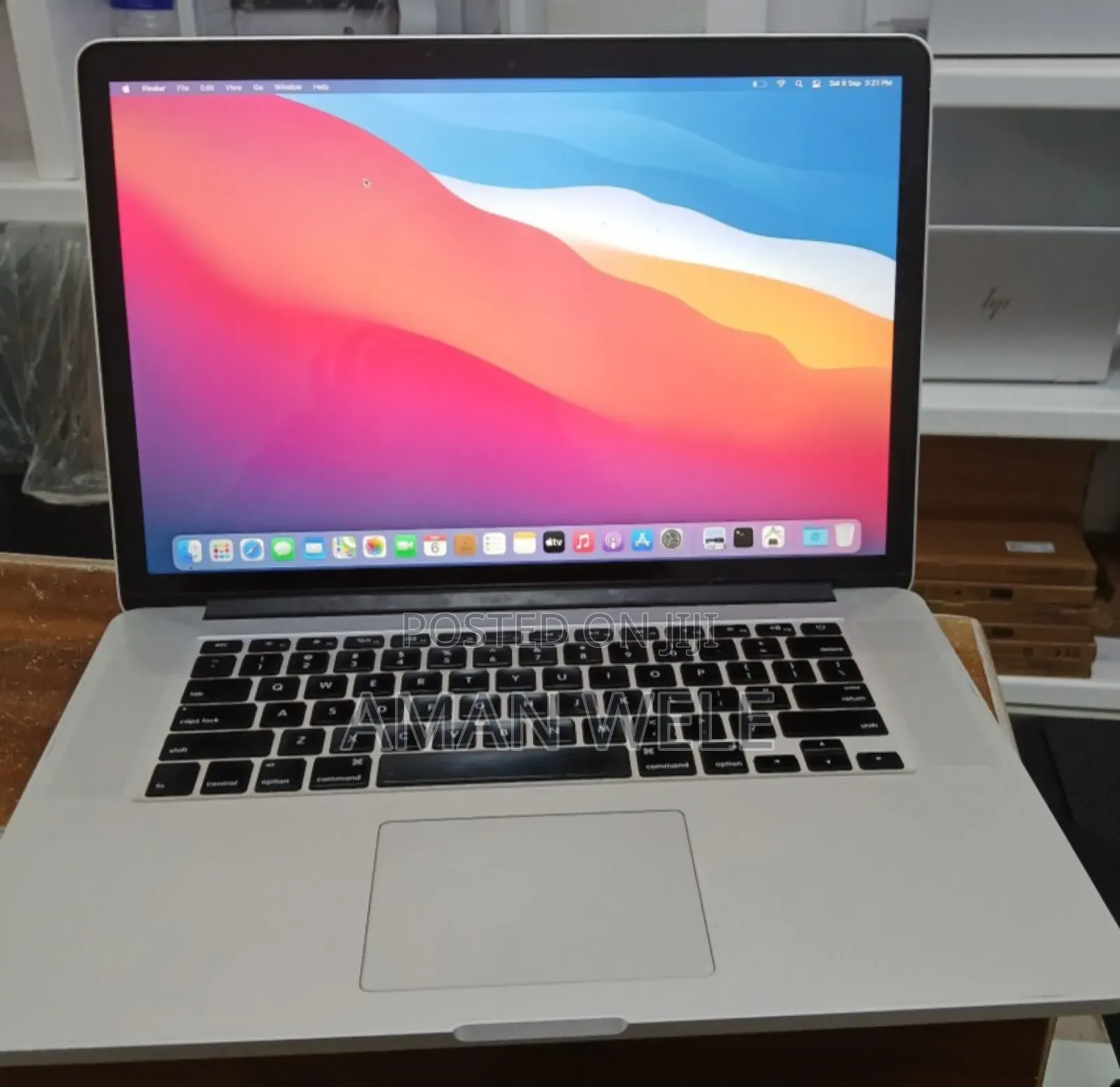 New Laptop Apple MacBook Pro 2015 16GB Intel Core I7 SSD 256GB