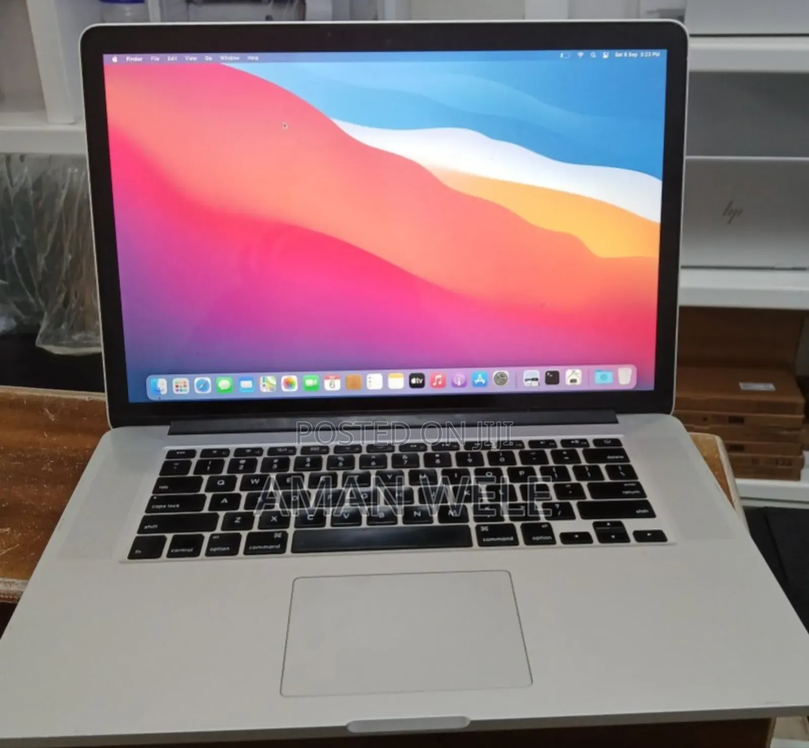 New Laptop Apple MacBook Pro 2015 16GB Intel Core I7 SSD 256GB