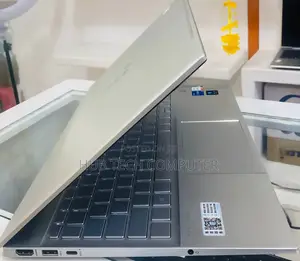 New Laptop HP Pavilion 15 16GB Intel Core I5 SSD 1T