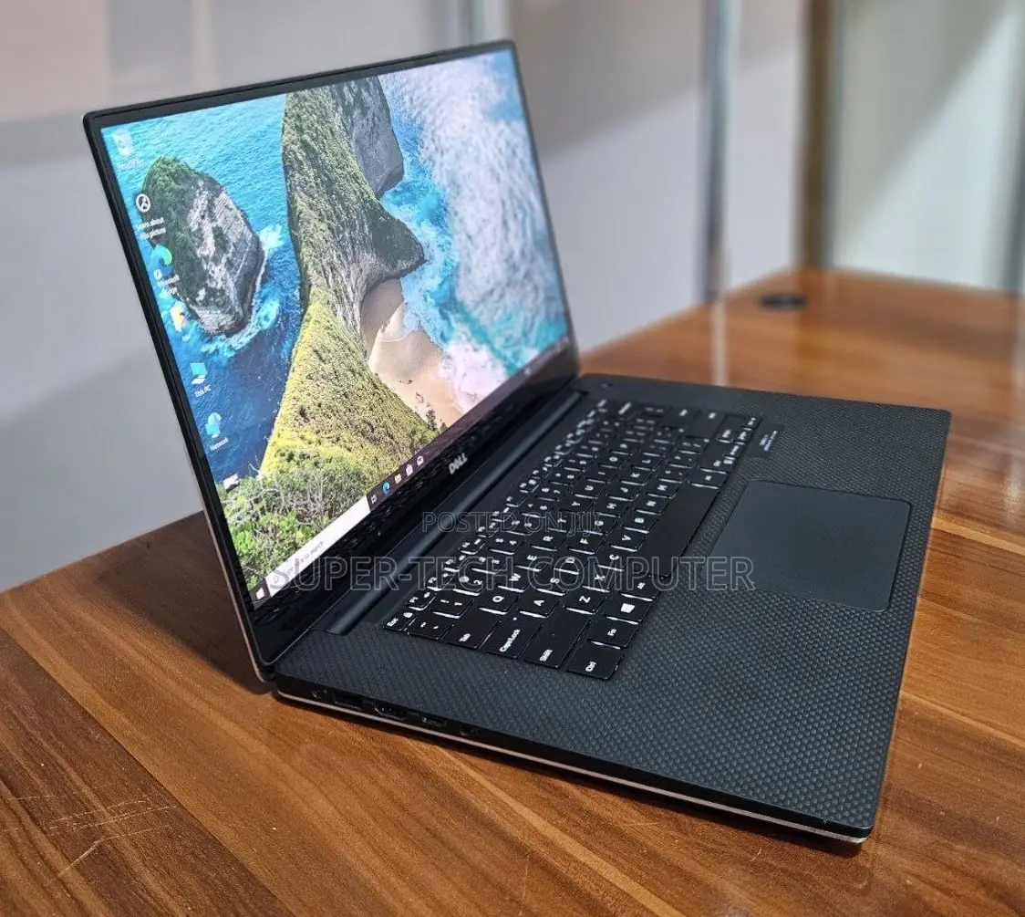 New Laptop Dell XPS 15 16GB Intel Core I7 SSD 512GB