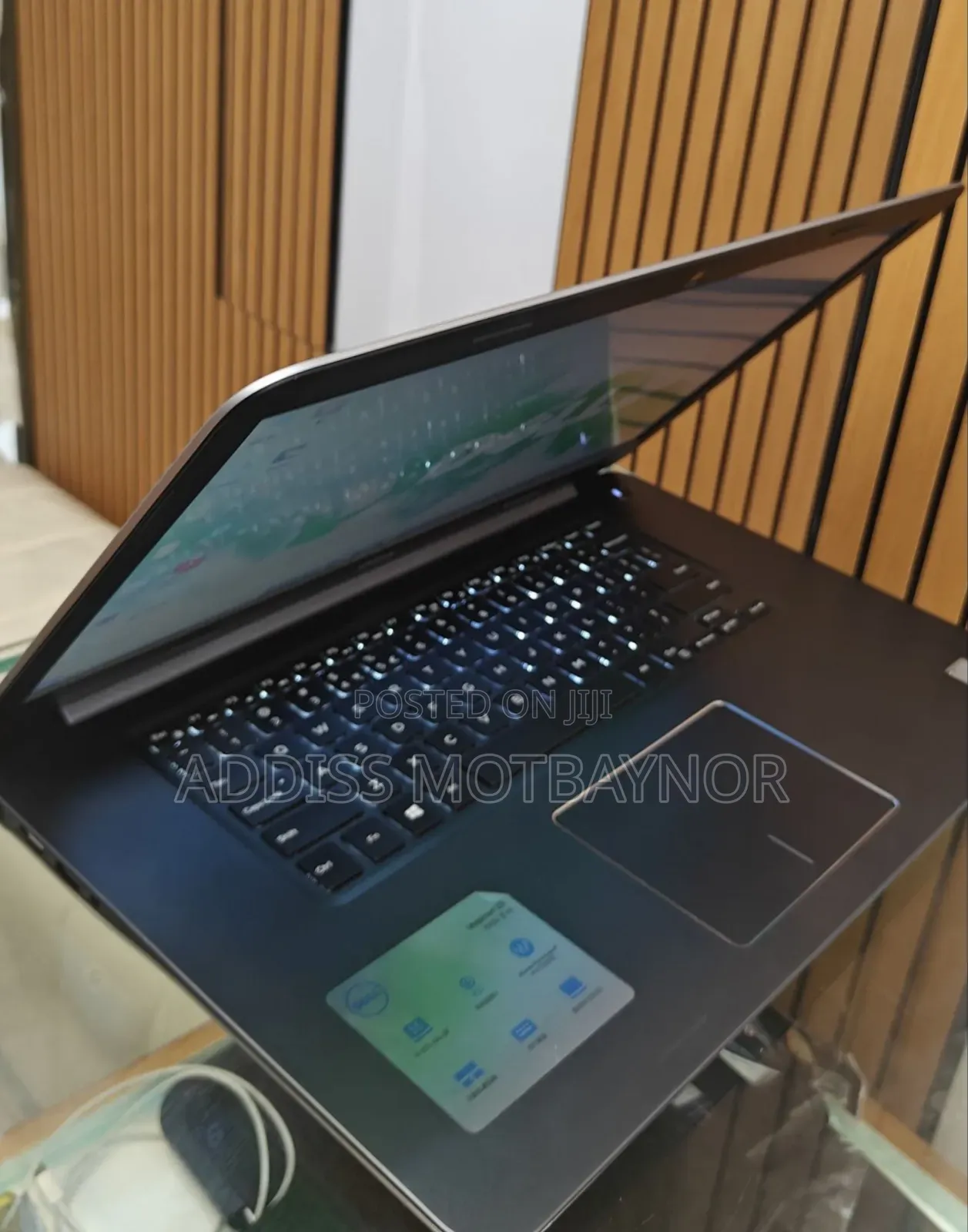 New Laptop Dell Inspiron 15 8GB Intel Core I7 HDD 1T