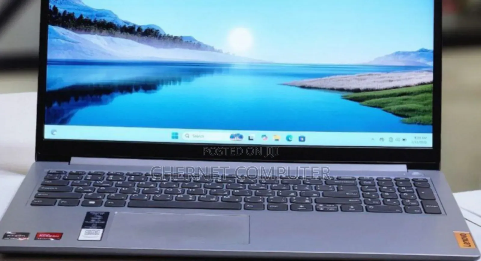 New Laptop Lenovo 8GB AMD Ryzen 5 SSD 512GB